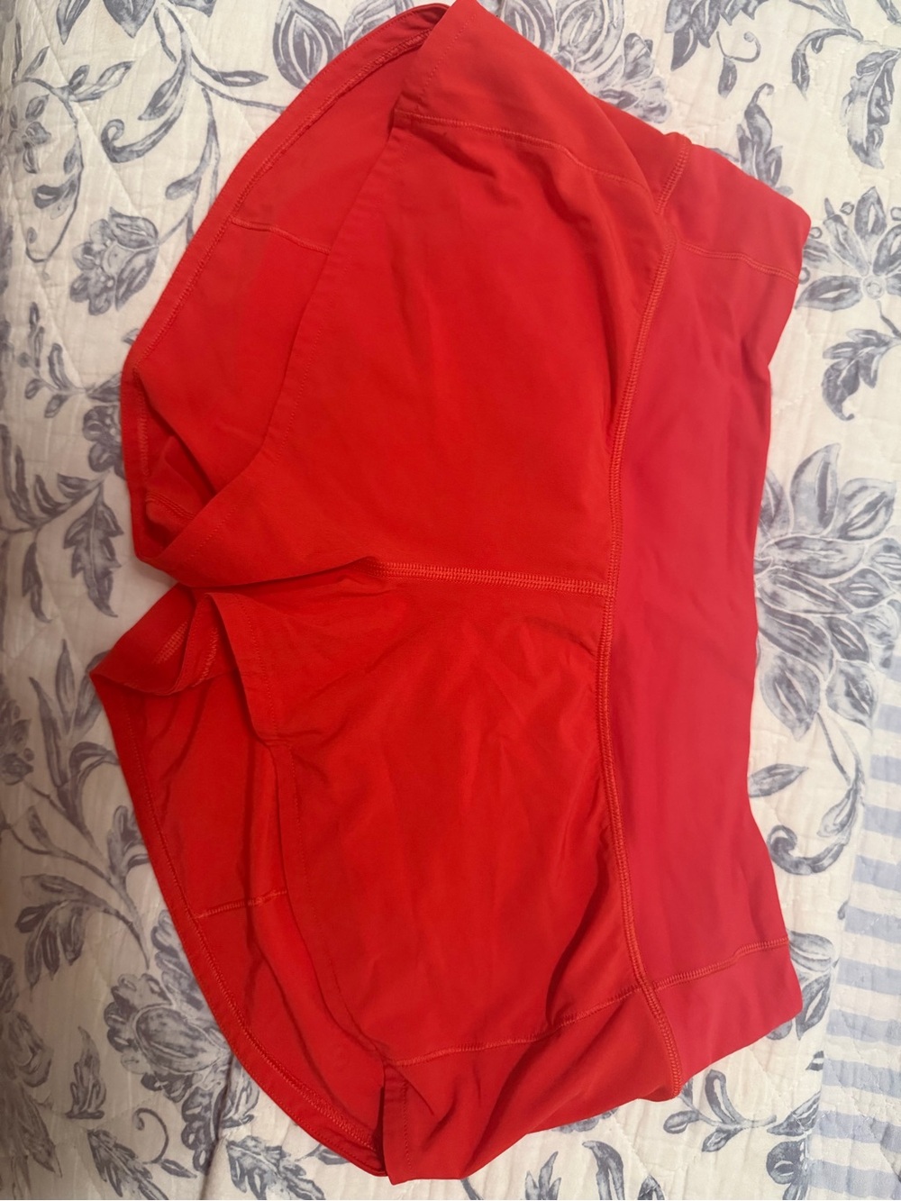 lululemon athletica Bright orange/red speed up shorts size 6 2.5 inseam